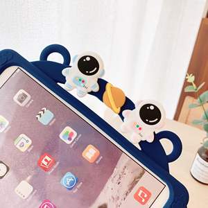 Housse pour <span class=keywords><strong>iPad</strong></span> <span class=keywords><strong>Pro</strong></span> 11 coque 3D Anime astronaute couverture en Silicone Ultra doux pour <span class=keywords><strong>iPad</strong></span> <span class=keywords><strong>Pro</strong></span> 11 pouces 2018 2020 2021 - Product Image 3