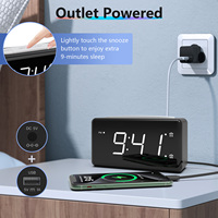 Horloge LED de bureau numérique OEM populaire d'usine Grande alarme double BT avec fonction rechargeable Utilisation au bureau à chaud