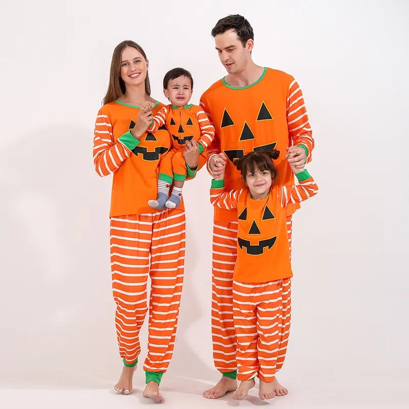 Set di pigiami personalizzati con stampa zucca a righe in cotone 2 pezzi pigiama di Halloween Loungewear per bambini adulti