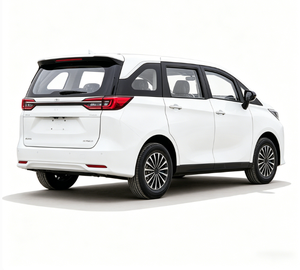 Autos Usados en Buen Estado, Van MPV Blanca de 5 Puertas, Volante a la Izquierda, Faros LED, Llantas de Aleación R17, Interior Espacioso - Product Image 5