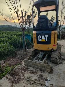 Mini-excavatrice sur chenilles d'occasion Cat 301.7cr 1,8 tonne, petite taille, très demandée au Kirghizistan - Product Image 4