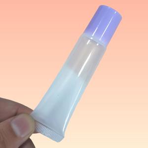 Vente en gros de tubes à presser Récipient pour brillant à lèvres Tubes à presser pour brillant à lèvres 20ml Tube de brillant à lèvres en plastique à presser - Product Image 4
