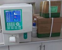 Analyseur hématologique automatique pour usage humain et vétérinaire, machine d'analyse sanguine, analyseur de diagnostic in vitro (60T/H, système ouvert)