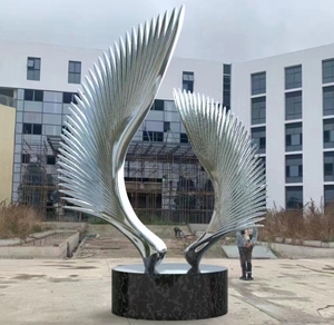 Escultura <span class=keywords><strong>de</strong></span> Alas <span class=keywords><strong>de</strong></span> Acero Inoxidable Abstracta Grande, Arte <span class=keywords><strong>de</strong></span> Alas <span class=keywords><strong>de</strong></span> Ángel del Hotel Park - Product Image 2