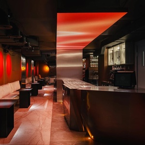 Barra de Bar Personalizada con Cubierta de Madera y Mármol para Restaurante, Diseño Interior de Bar de Vinos - Product Image 1