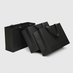 Wholesale White Cardboard Clothing Craft Boutique Shopping White Gift Bag With Handles - Product Image 2