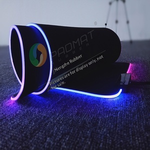 Tappetino per <span class=keywords><strong>Mouse</strong></span> Luminoso Personalizzato RGB con Controllo Vocale, Poggiapolsi, Ricarica Wireless, Effetto Luminoso e Logo - Product Image 2