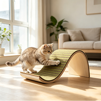 Grattoir pour chat en forme de baleine moderne avec surface de grattage en liège naturel, écologique pour chats d'intérieur, vert foncé brun