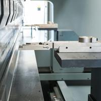 HARSLE NOUVELLE Presse plieuse hydraulique CNC pour tôles métalliques et presse plieuse standard avec contrôleur DA69S DELEM