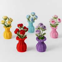Kreative hand gewebte Rosen garn Vase Multi-Head Häkel blume für Home Desktop Dekoration Festliche Weihnachten Chinesisches Neujahrs geschenk