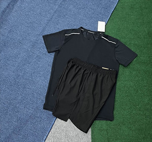 <span class=keywords><strong>Completo</strong></span> Sportivo Estivo per <span class=keywords><strong>Uomo</strong></span> e Donna, Asciugatura Rapida, Traspirante, Comodo, per <span class=keywords><strong>Fitness</strong></span> e Corsa, Set di Pantaloncini e Maglietta, Vendita all'Ingrosso - Product Image 4