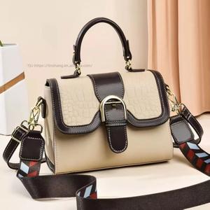 High Quality Pu Leather Women Handbags Trendy Fashion Latest Luxury Designer Tote Bags Women's Shoulder Bags - Product Image 6