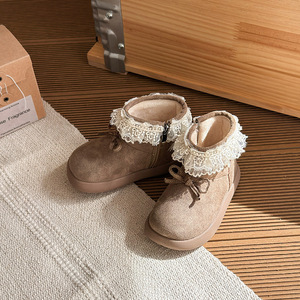 Bottes de neige pour enfants, bottes courtes à semelle souple et chaude en fourrure pour filles, avec nœud en dentelle, non légères - Product Image 4