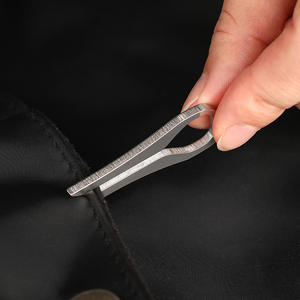 Porta Llaves Cobra, Mosquetón Grande de Acero Inoxidable, Ligero, Clip para Bolsillo de Pantalones EDC, Forma Irregular - Product Image 1