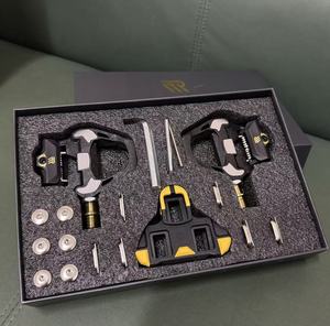 <span class=keywords><strong>Pedales</strong></span> Autoblocantes de Fibra de Carbono con 3 Rodamientos para Bicicletas de Carretera y Ciclismo de Larga Distancia, con Transferencia de Potencia Eficiente - Product Image 1
