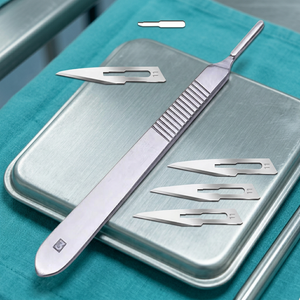 Manche de scalpel chirurgical avec jeu de lames en acier inoxydable pour chirurgie générale, instrument manuel certifié CE, classe I - Product Image 4