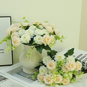 Bouquet de 7 têtes de roses artificielles en soie, tiges de fleurs d'<span class=keywords><strong>hibiscus</strong></span> pour centres de table de mariage, décoration de fête à domicile - Product Image 4