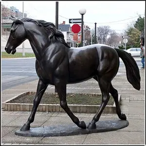 कस्टम सजावट होम गार्डन कला जीवन आकार की मूर्ति आउटडोर धातु बड़े तांबे पीतल कांस्य घोड़े की मूर्ति बगीचे की सजावट के लिए