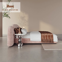 Cadre de lit en bois massif de style italien moderne, taille Queen/King, double, en tissu, mobilier de luxe pour la maison et l'hôtel