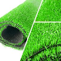 Realistischer Kunstrasen teppich Dicker Rücken Indoor Outdoor Haustier Faux Teppich Teppich für Garten Patio Balkon