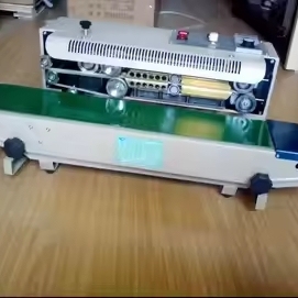 Máquina de sellado térmico de bolsas de plástico Máquina de sellado térmico continuo automático a la venta - Product Image 2