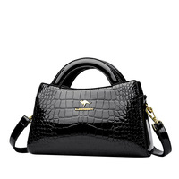Sac à bandoulière carré en cuir verni pour femme, nouveau style 2026, avec motif crocodile et fermeture éclair, idéal pour un usage quotidien