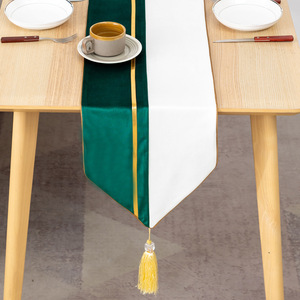 <span class=keywords><strong>Chemin</strong></span> <span class=keywords><strong>de</strong></span> <span class=keywords><strong>Table</strong></span> en velours décoratif rayé, 12x59 pouces, cuir bleu marine, <span class=keywords><strong>blanc</strong></span> or, 450 pièces, décoratif - Product Image 5