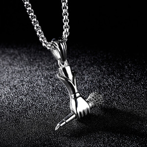 Kalung Pria dan Wanita Gaya Punk Kreatif yang Laris Manis dengan Liontin Mikrofon dan Speaker, Aksesoris <span class=keywords><strong>Rock</strong></span> dan Hip-hop - Product Image 4