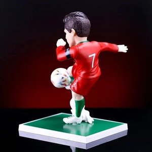 Statuetta <span class=keywords><strong>di</strong></span> <span class=keywords><strong>Cristiano</strong></span> <span class=keywords><strong>Ronaldo</strong></span>, Star del Calcio, per le Migliori Due Generazioni, in Materiale PVC Ecologico, 17-20cm, Confezionata da Judian Talent - Product Image 2