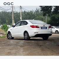 Changan Eado Bekas Tahun 2016 Setir Kiri 5 Kursi 1.6L Otomatis Sunroof R16 Murah untuk Pasar Afrika Kirim ke Pelabuhan Tema Cina