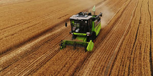 Moissonneuse-batteuse à blé de marque chinoise neuve, modèle 4LZ-8B1, à <span class=keywords><strong>prix</strong></span> avantageux - Product Image 3