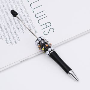 Stylo à perles DIY 2025, nouveau design mignon d'astronaute, stylo à bille en plastique, cadeau pour étudiants, fournitures scolaires et de bureau - Product Image 5