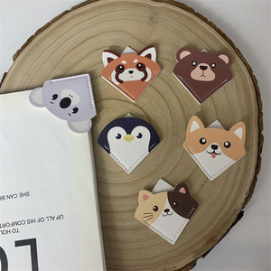 Marcapáginas de animales de dibujos animados más vendidos a nivel internacional, marcapáginas de cuero con clip, marcapáginas triangulares para estudiantes. - Product Image 3