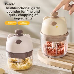 Presse-<span class=keywords><strong>ail</strong></span> électrique <span class=keywords><strong>ours</strong></span> mignon petit hachoir à nourriture pour bébé ménage plastique durable entièrement automatique presse-<span class=keywords><strong>ail</strong></span> piment - Product Image 3