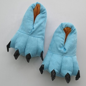 Chaussons <span class=keywords><strong>d</strong></span>'hiver en peluche doux et amusants en forme de patte <span class=keywords><strong>d</strong></span>'animal, motif griffe de monstre de Noël, pour intérieur - Product Image 1