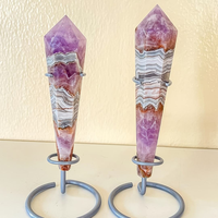 En gros, Obélisque en Agate Dentelle d'Amythyste Naturelle, Tour de Cristal Polie, Pointe de Baguette en Agate d'Amythyste, Pierre de Guérison pour la Décoration