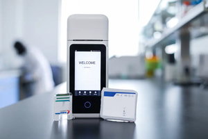 Analizador de Gases Sanguíneos y Electrolitos para Cuidados Intensivos Seamaty SG1 - Product Image 3