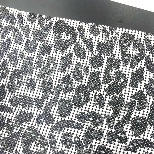 S106 мягкая гибкая Узорчатая алюминиевая ткань chainmail, металлическая сетчатая ткань с блестками для одежды, подвесной мешок