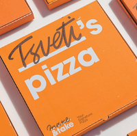 Boîte à pizza en carton ondulé noir sur mesure, résistante à l'huile, résistante à la chaleur, laminage mat, recyclable, jetable, de qualité alimentaire, pliable