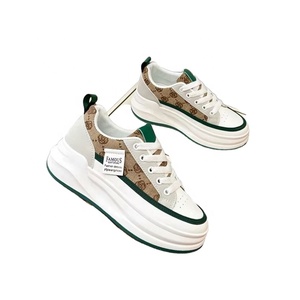 Chaussures de course en toile de créateur pour hommes, vente en gros d'usine, nouvelle mode 2025, chaussures de marche décontractées respirantes pour femmes - Product Image 1