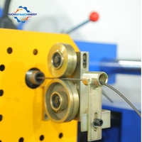 Machine de blindage spirale à fibre optique CNC pour la production de conduites de câbles de commande flexibles pour véhicules à double propulsion et motos