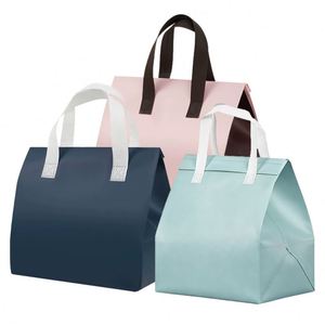 Sac à lunch isotherme en aluminium non tissé avec logo personnalisé, sac de pique-nique classique et tendance, sac isotherme avec logo personnalisé - Product Image 1