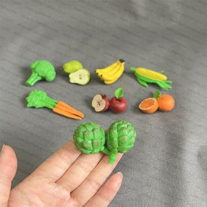 Meilleur cadeau de Noël pour les enfants en gros montessori jouet éducatif mini fruits légumes modèles kits pour jouets préscolaires - Product Image 4