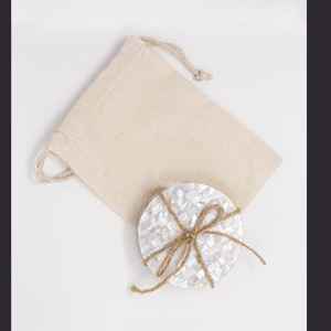 Sous-verres carrés de luxe en nacre et noyer, faits à la main, écologiques, classiques, pour la maison, le bureau et les restaurants - Product Image 3