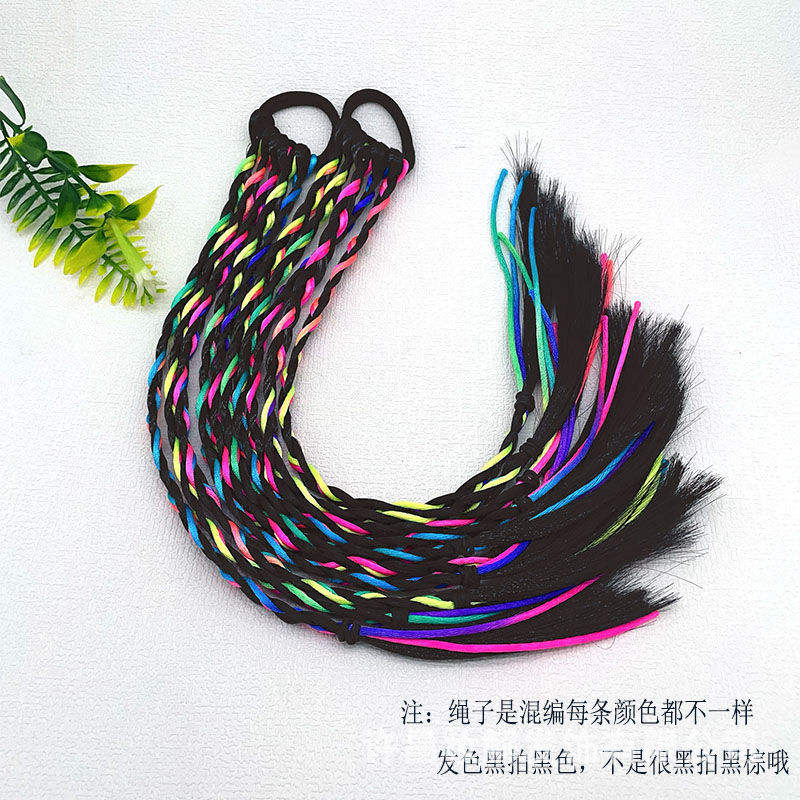 สีน้ำตาลและสีดำ