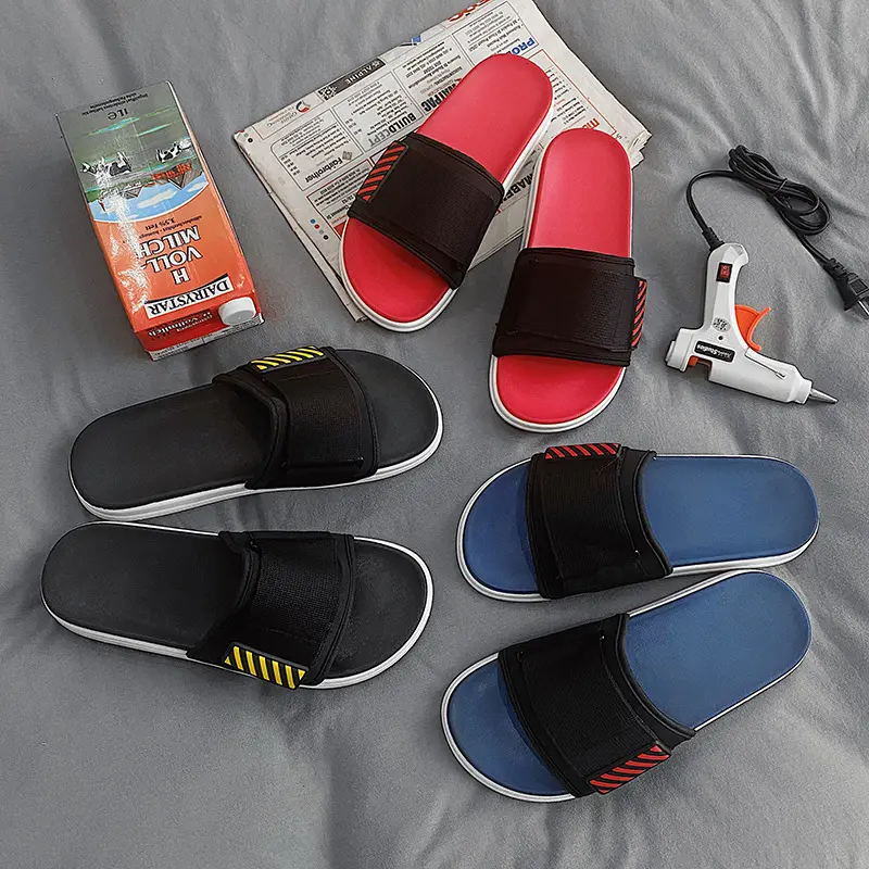 New Stylish Slippers Men's Trendy Korean Wild Flip-Flops Outer Wear Fashion Beach Shoes Sandals Black Glued Shoes