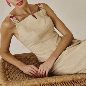 Conjunto de Pantalones Largos de Lino 100% para Mujer, Corte Ajustado y Evase, Sin Cuello, Modelo Popular 2025, Servicio OEM, Patrón de Bordado Personalizado - Product Image 4