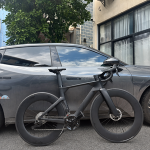 Bicicleta de <span class=keywords><strong>carretera</strong></span> aerodinámica de carbono KOZO2 Toray T800+T1000 de 7.9 kg, bicicleta de carreras aerodinámica en stock, con ruedas de carbono Shi Mano 105 de 88 mm. - Product Image 3
