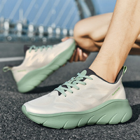 Sepatu Sneakers Pria Berkualitas Tinggi dengan Tali, Sol Ringan, Jaring untuk Luar Ruangan, Gaya Kasual Asli, Sepatu Lari Unisex.