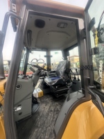 Loader Skid Steer Ramah Lingkungan 0,38 Ton XC7-SR04 dengan File Teknis Lengkap